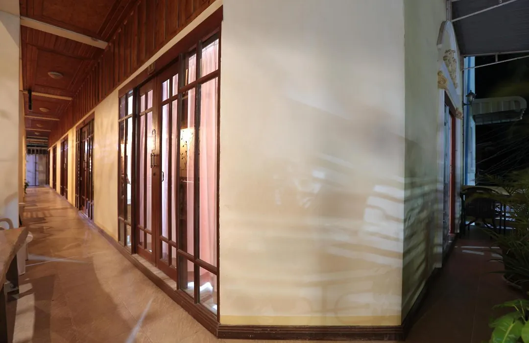 Khun Ying House-1