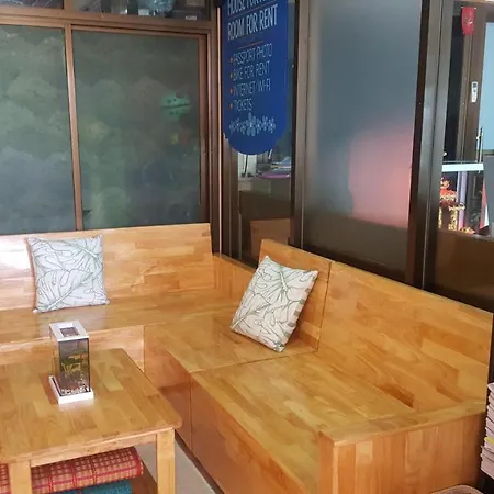 Khun Ying House-3